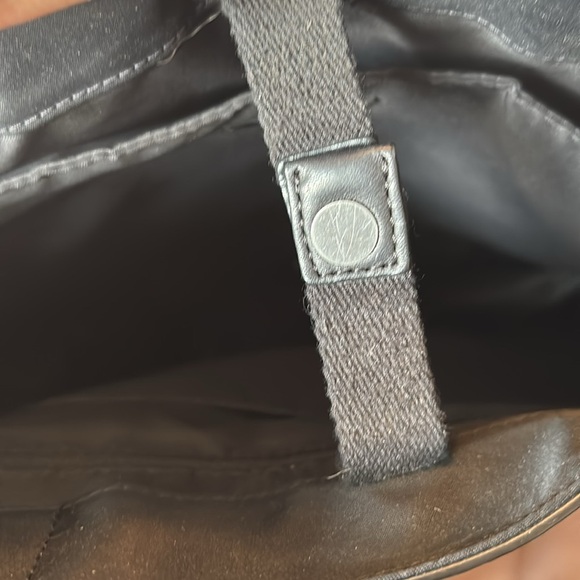 Lululemon Now and Always Tote camo 15L expandable tote bag - Picture 9 of 13